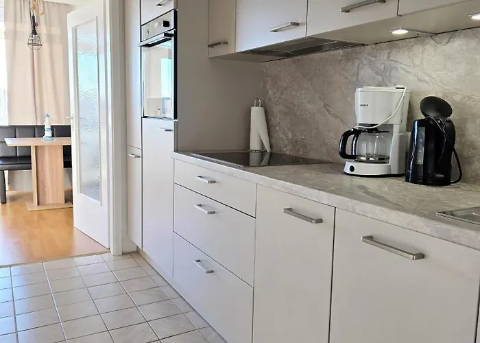 Appartement Vier Jahreszeiten 3-38 *